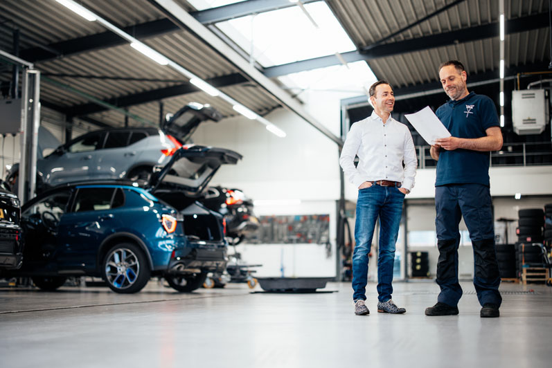 collega's die samen overleggen